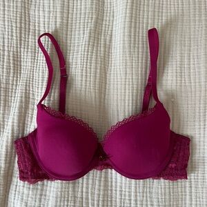 Elegant Lace Trimmed Bra in Deep Pink